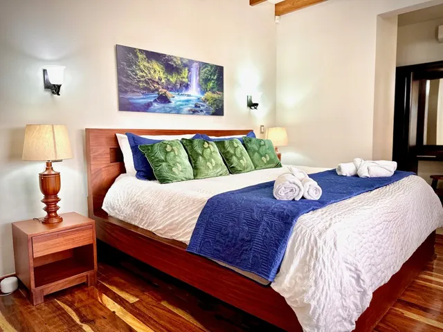 Bedroom 1 — Master · king bed & ensuite bath — The Main House, Bella Vista Private Resort Costa Rica