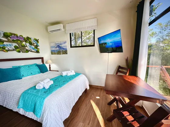 The Tiny House Honeymoon Suite at Bella Vista Private Resort in Costa Rica — photo 3
